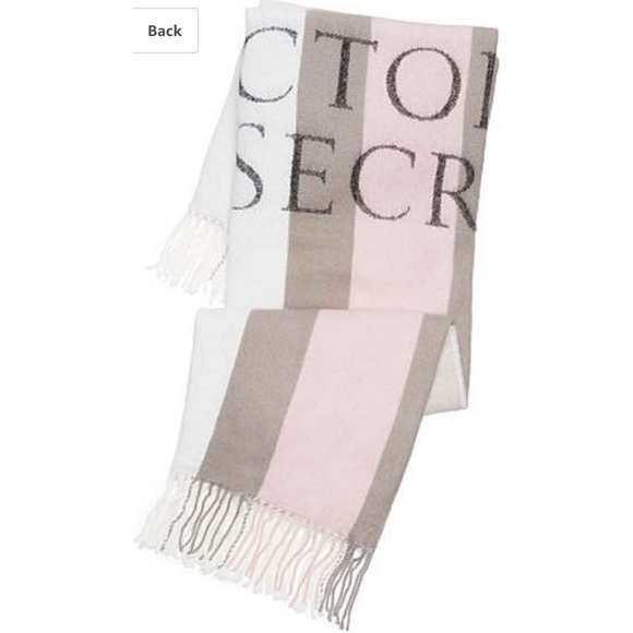 Victoria Secret Throw Blanket - Picture 15 of 15
